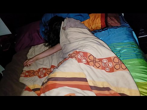 ❤️ Fiul vitreg care își ceartă tânăra mamă vitregă în timp ce ea doarme. ❤️  at us ❤
